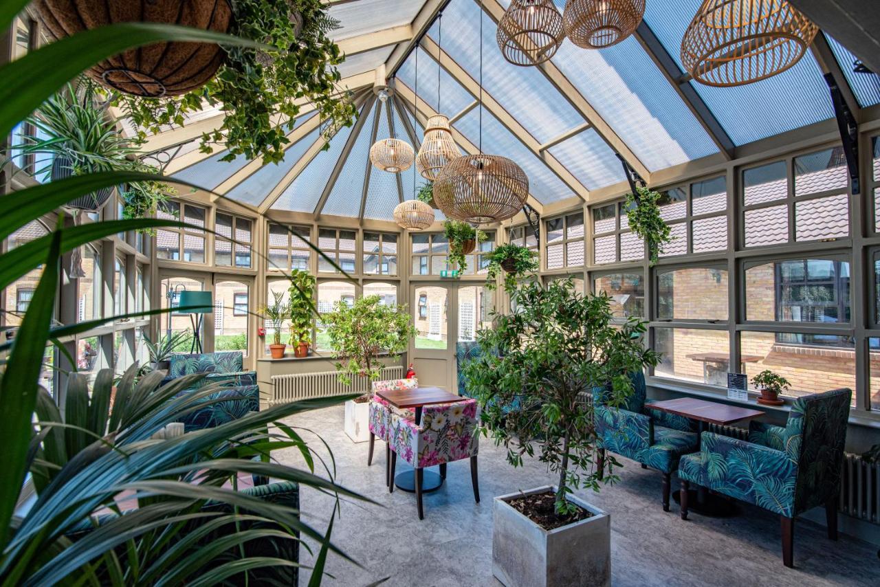 Dragonfly Hotel Peterborough Bagian luar foto