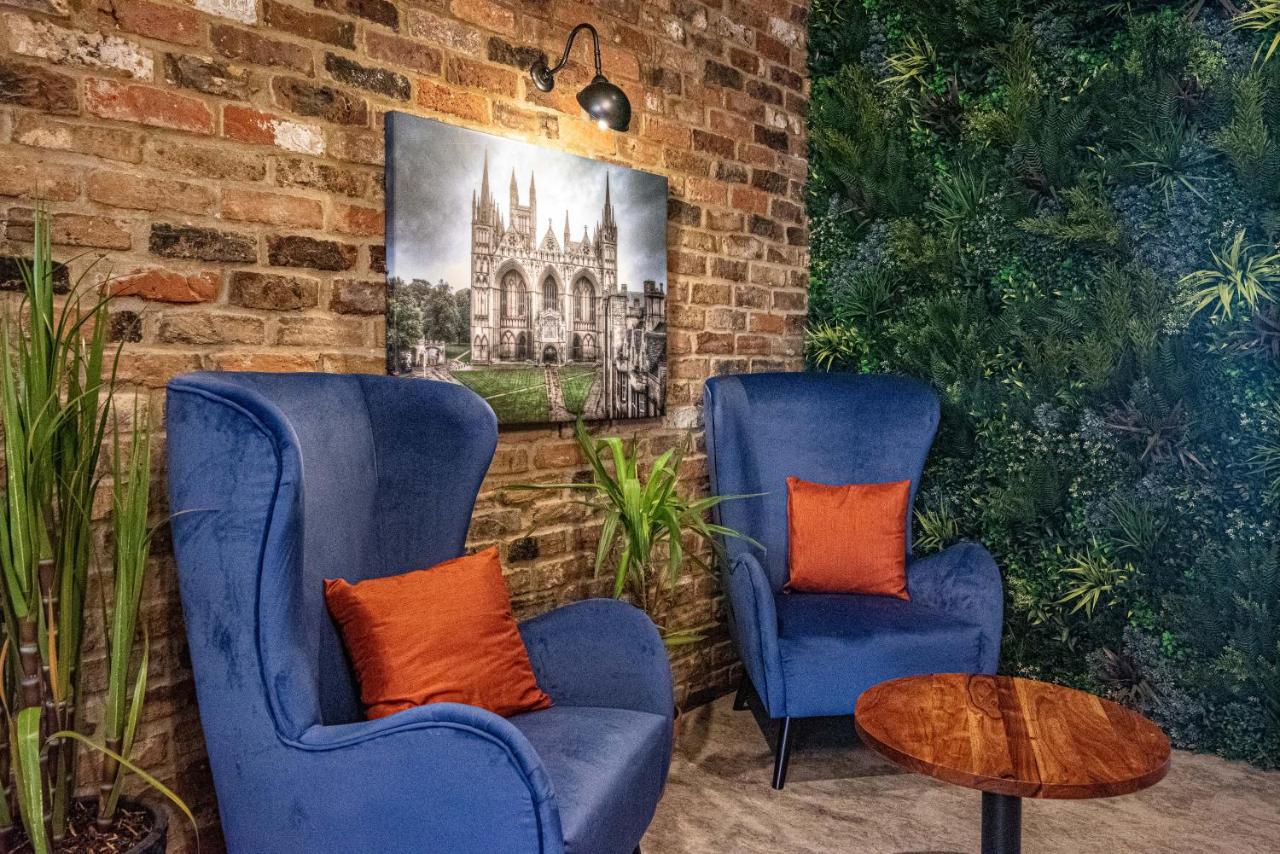 Dragonfly Hotel Peterborough Bagian luar foto