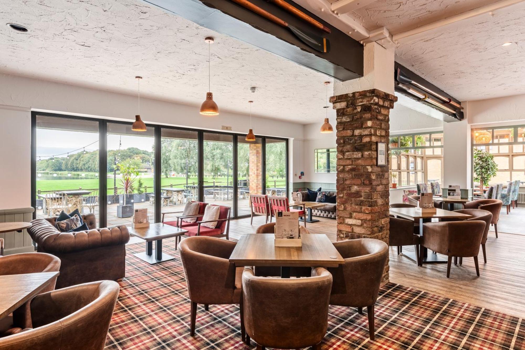 Dragonfly Hotel Peterborough Bagian luar foto